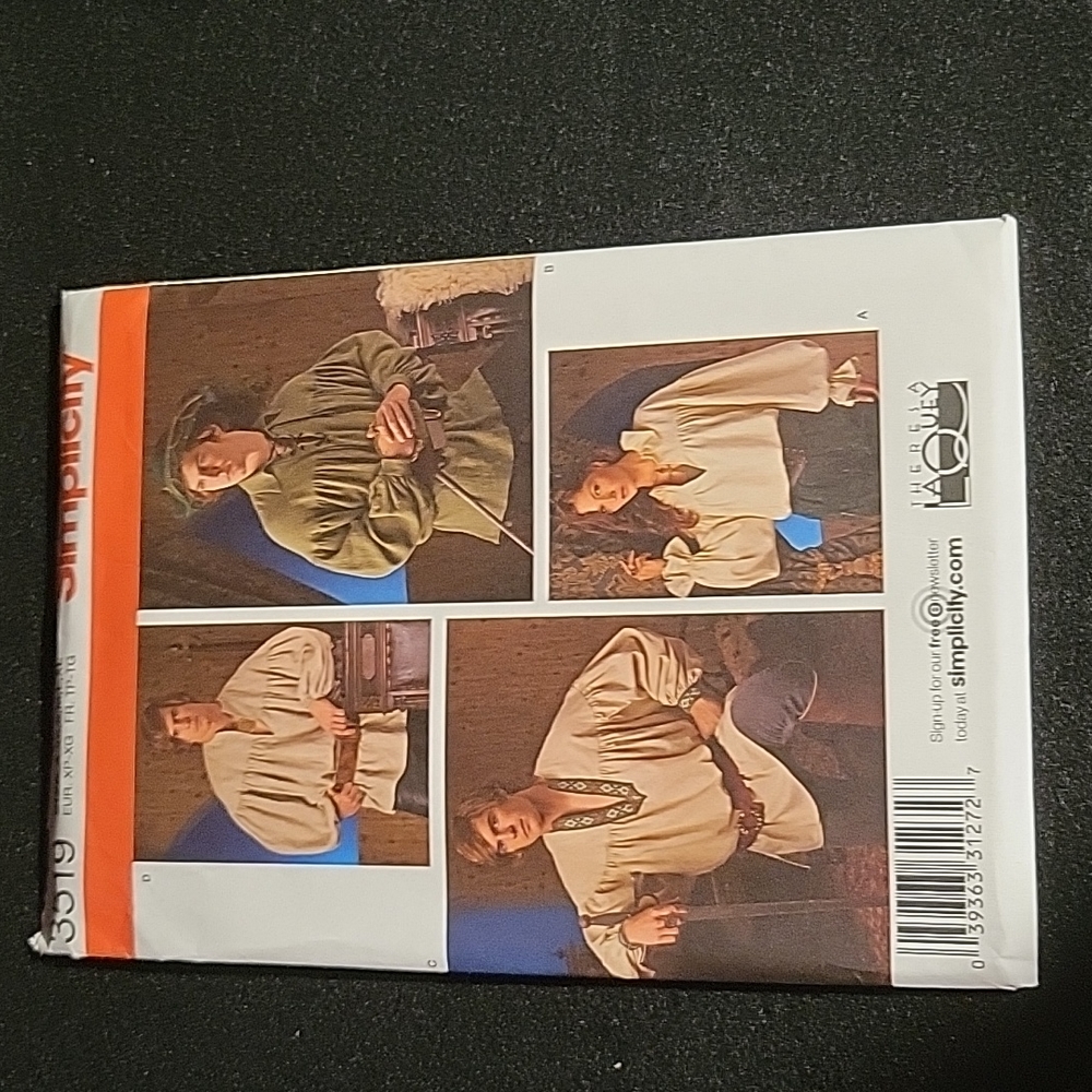 Simplicity: Sewing Pattern Uncut 3519